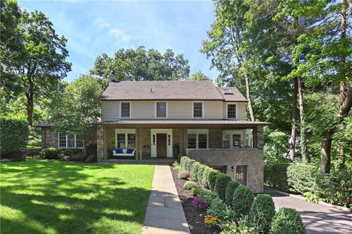 Image 1 of 35 for 25 Greystone Road in Westchester, Larchmont, NY, 10538