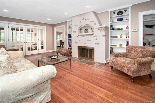Image 1 of 30 for 35 Valley Road in Westchester, Scarsdale, NY, 10583