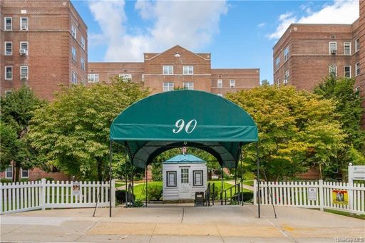 Image 1 of 29 for 90 Bryant Avenue #Abbey-1D in Westchester, White Plains, NY, 10605