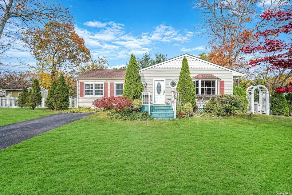 Image 1 of 24 for 19 Lindell Avenue in Long Island, Lake Grove, NY, 11755