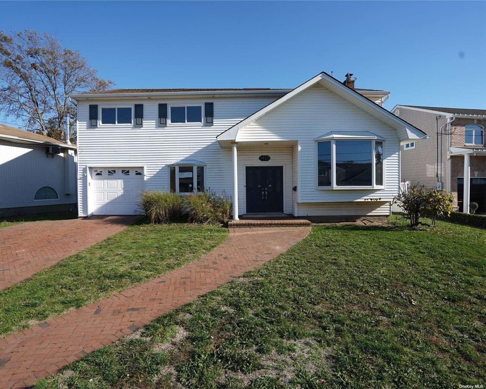 Image 1 of 23 for 3425 Ocean Harbor Drive in Long Island, Oceanside, NY, 11572