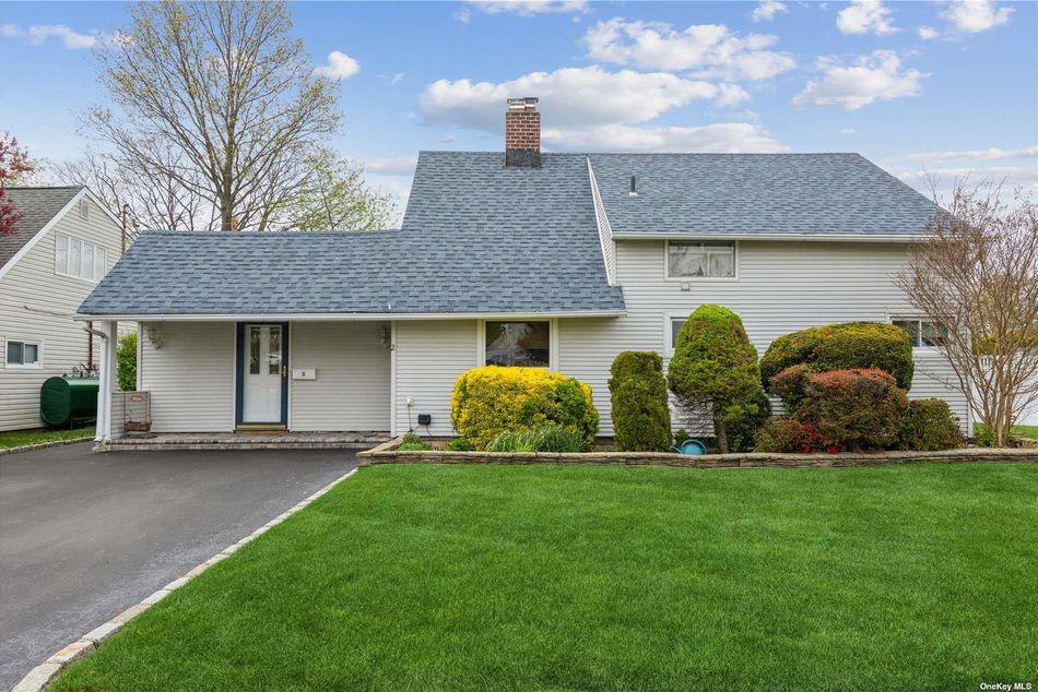 Image 1 of 28 for 2 Topper Lane in Long Island, Levittown, NY, 11756