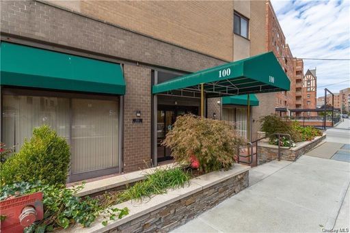 Image 1 of 21 for 100 E Hartsdale Avenue #4GE in Westchester, Hartsdale, NY, 10530