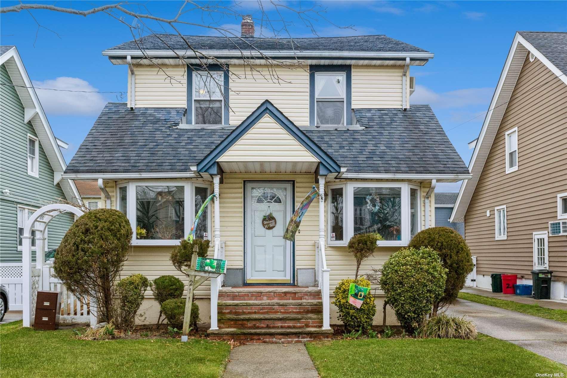 211 Floral Boulevard in Long Island, Floral Park, NY 11001