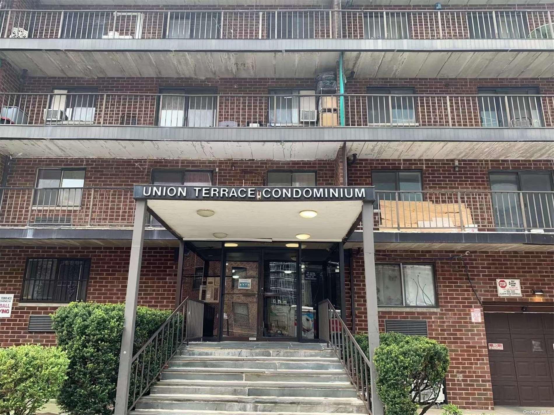 42-42 Union Street #2E in Queens, Flushing, NY 11354