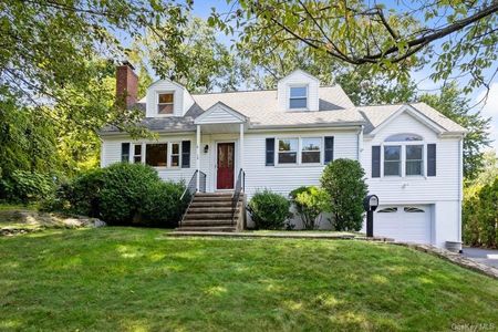 Image 1 of 32 for 10 Avondale Road in Westchester, Harrison, NY, 10528