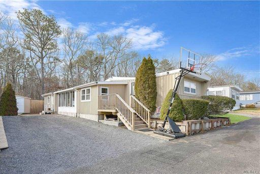 Image 1 of 24 for 1795 Osborn Ave in Long Island, Riverhead, NY, 11901