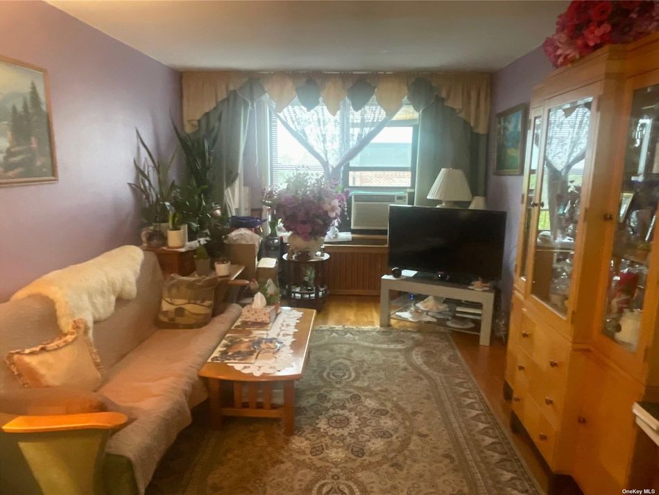 Image 1 of 10 for 83-20 98th Street #6E in Queens, Woodhaven, NY, 11421