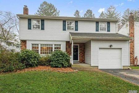 Image 1 of 18 for 14 Bennett Avenue in Long Island, Huntington Sta, NY, 11746
