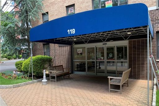 Image 1 of 29 for 119 E Hartsdale Avenue #6K in Westchester, Hartsdale, NY, 10530